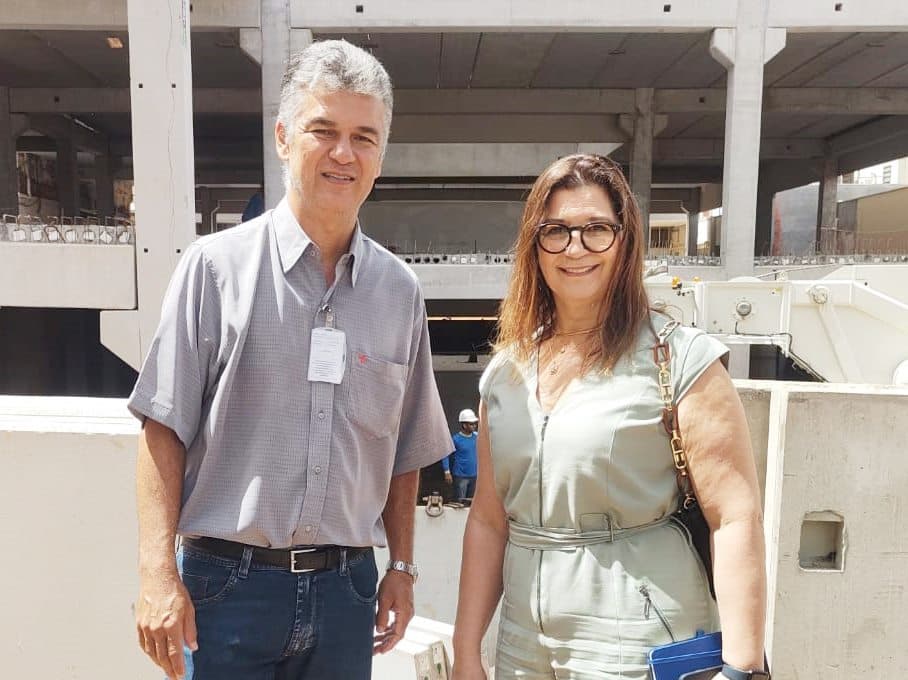 Santa Casa de Araraquara recebe visita especial da Socióloga Edna Martins!